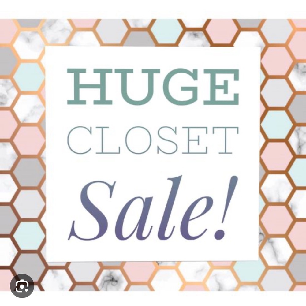🥳🥳Dresses are 3 for only $30 👗👗✨✨💫